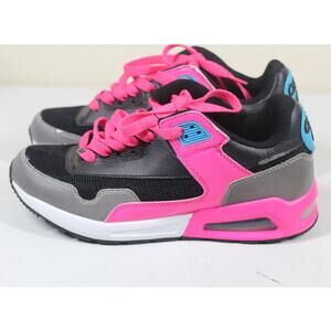 Osiris Uprise Sneakers Women’s size 8.5 *Flaw*